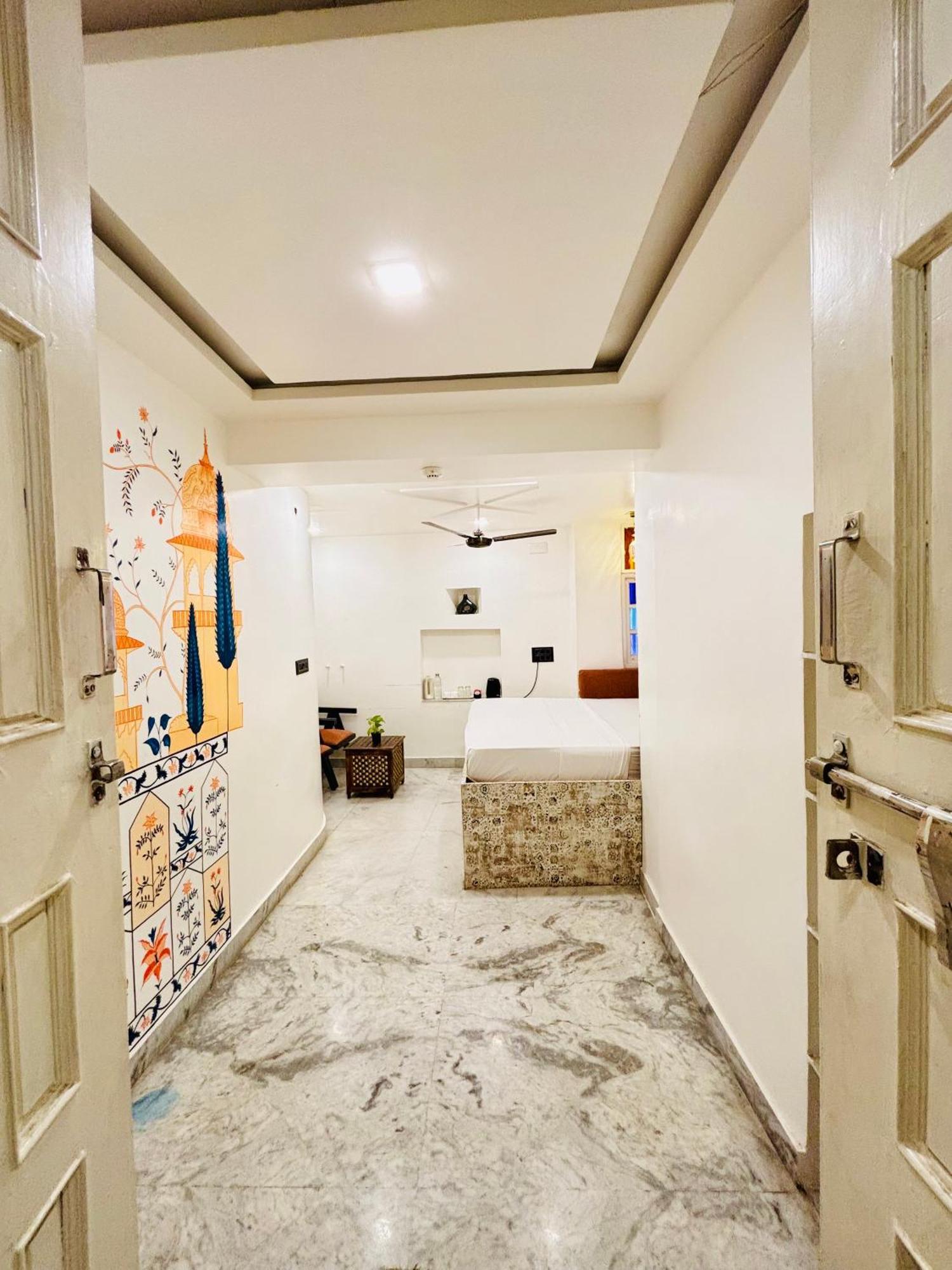 3 Raahi Hostel Udaipur Bagian luar foto