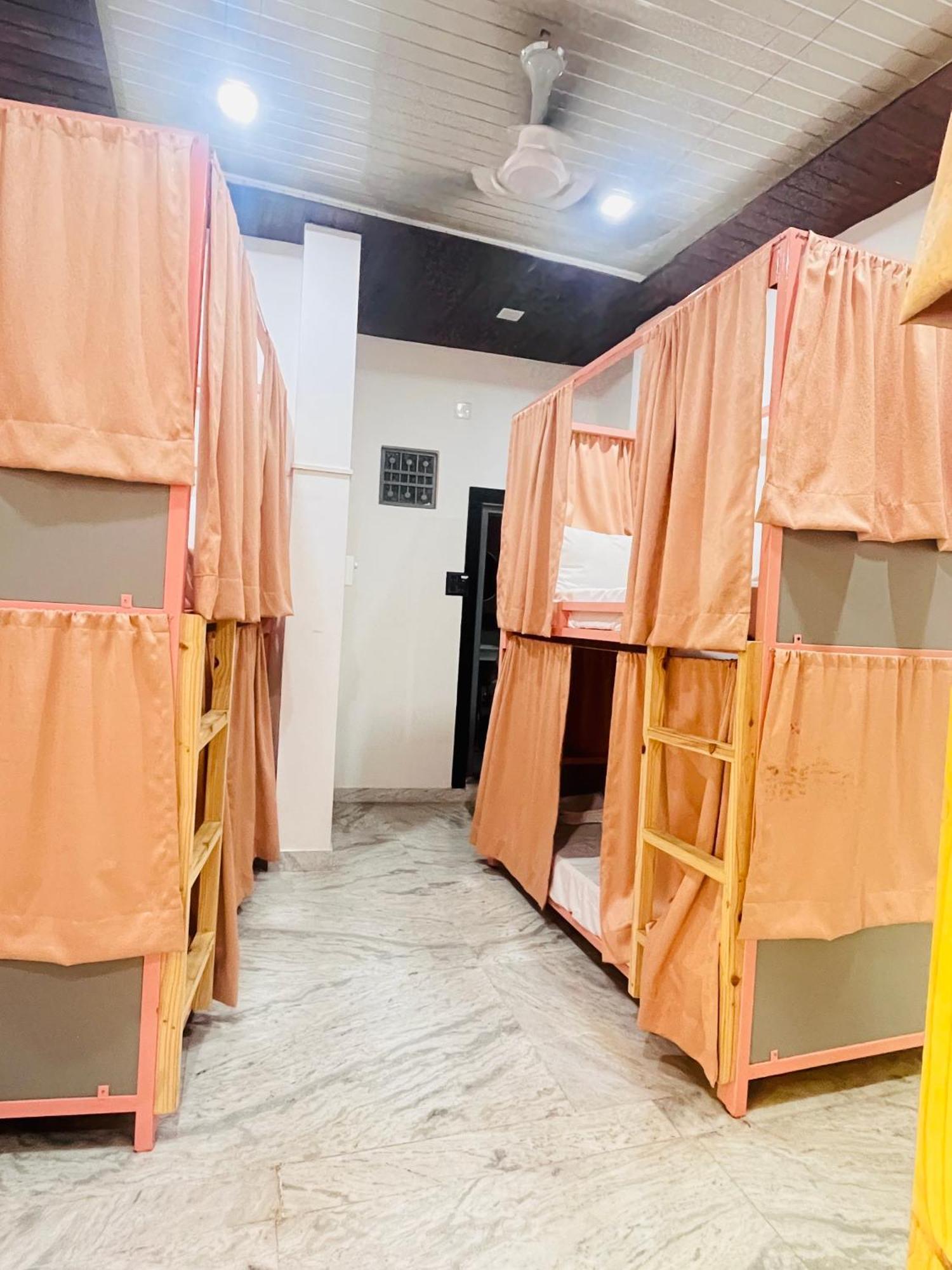 3 Raahi Hostel Udaipur Bagian luar foto